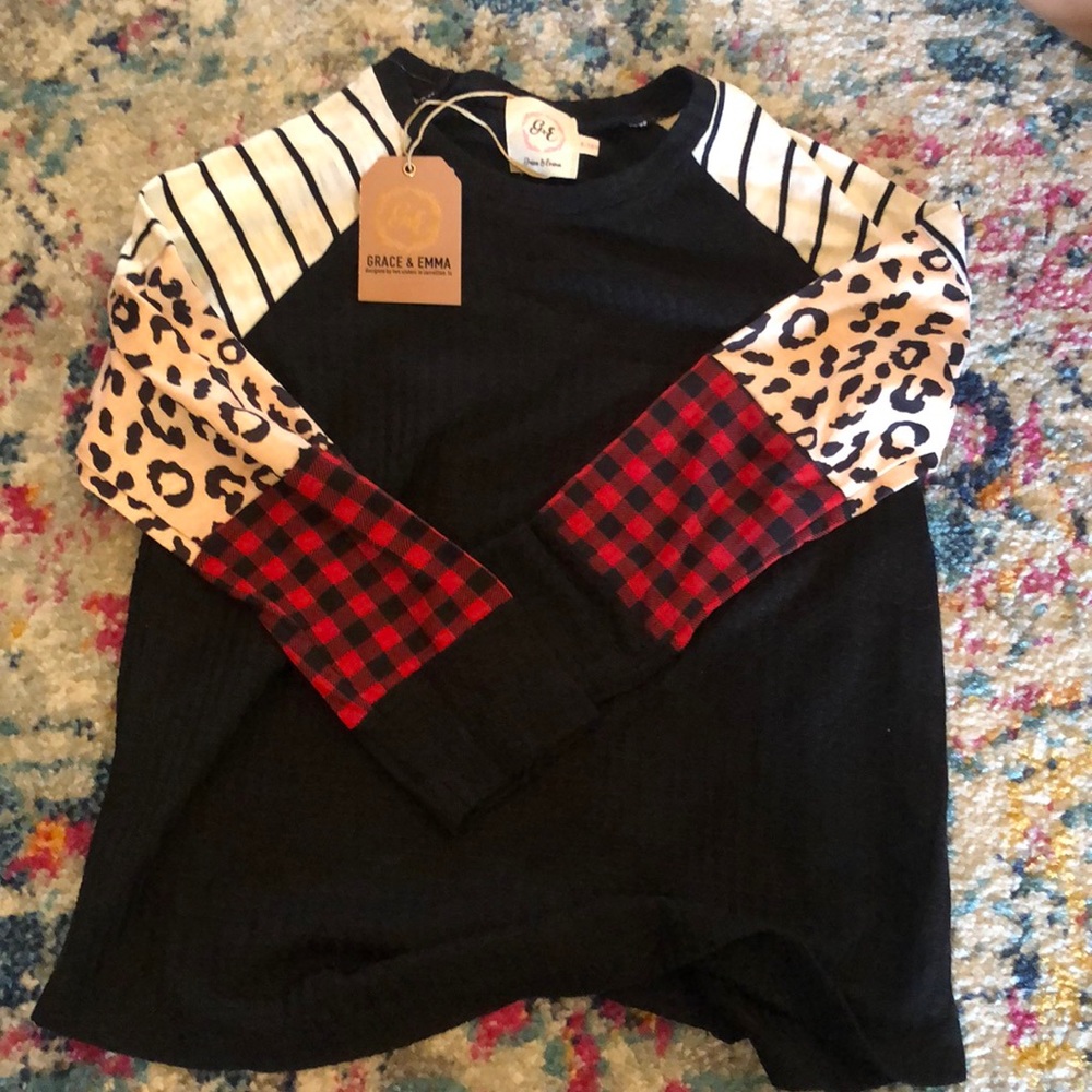 Girls Southern Grace long sleeve tee. Size 8-10.